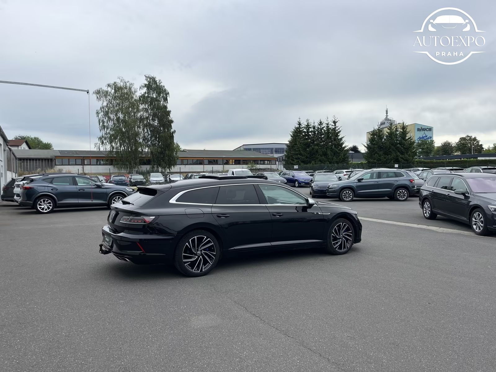 Volkswagen Arteon, 2.0 TSI DSG 4M Shooting Brake - fotka 4