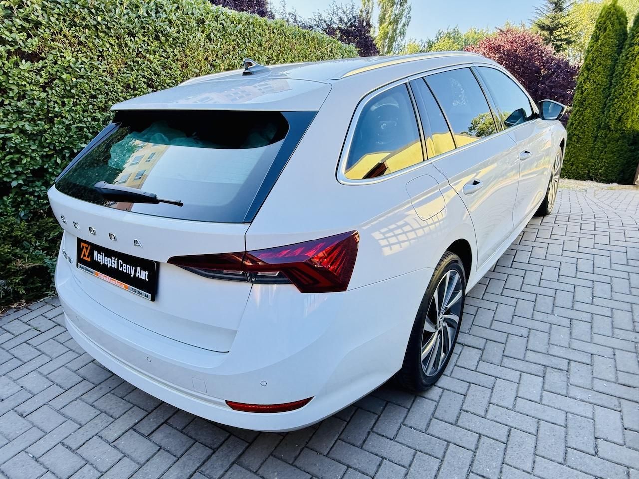 Škoda Octavia, 2,0TDi 110kW STYLE ČR TAŽNÉ - fotka 5