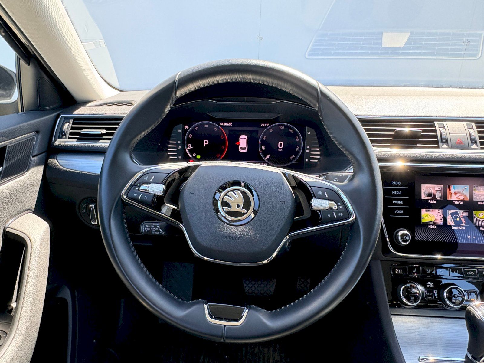 Škoda Superb, Combi DSG 2.0 TDI / 110 kW / A - fotka 6