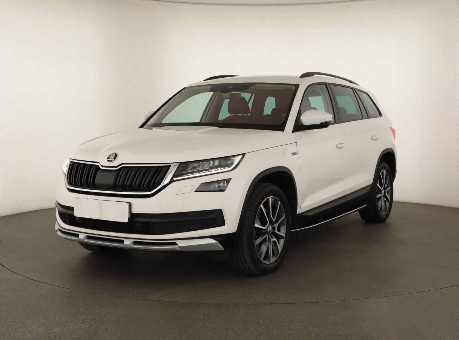 Škoda Kodiaq, 2.0 TDI 4x4, Scout, 4X4 - fotka 2