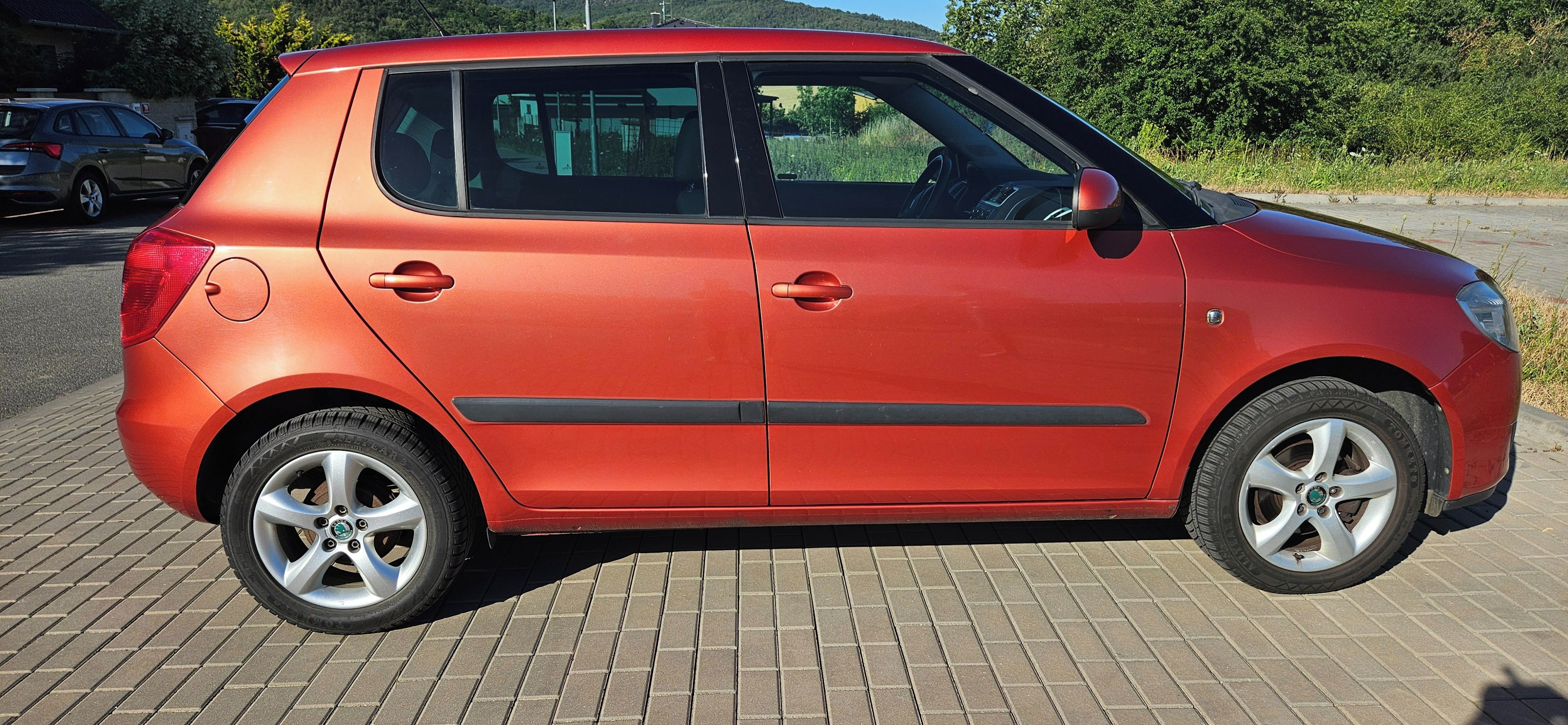 Škoda Fabia, 1.2 HTP,  pouze 96 124 km - fotka 5