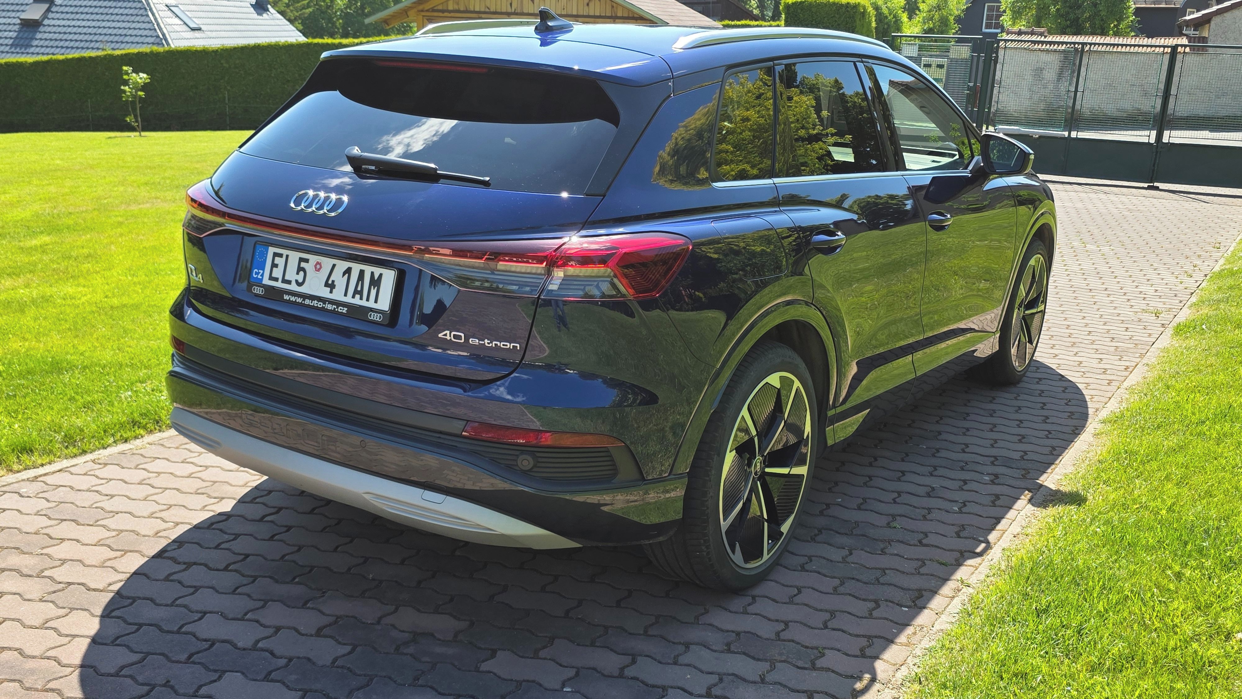 Audi Q4, Audi Q4 e-tron 40 - fotka 6