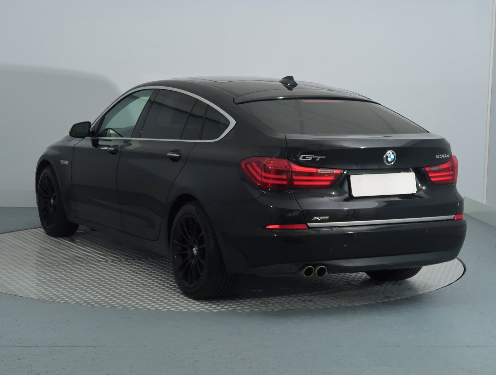 BMW Řada 5, 530d xDrive GT, 4X4, Automat - fotka 4