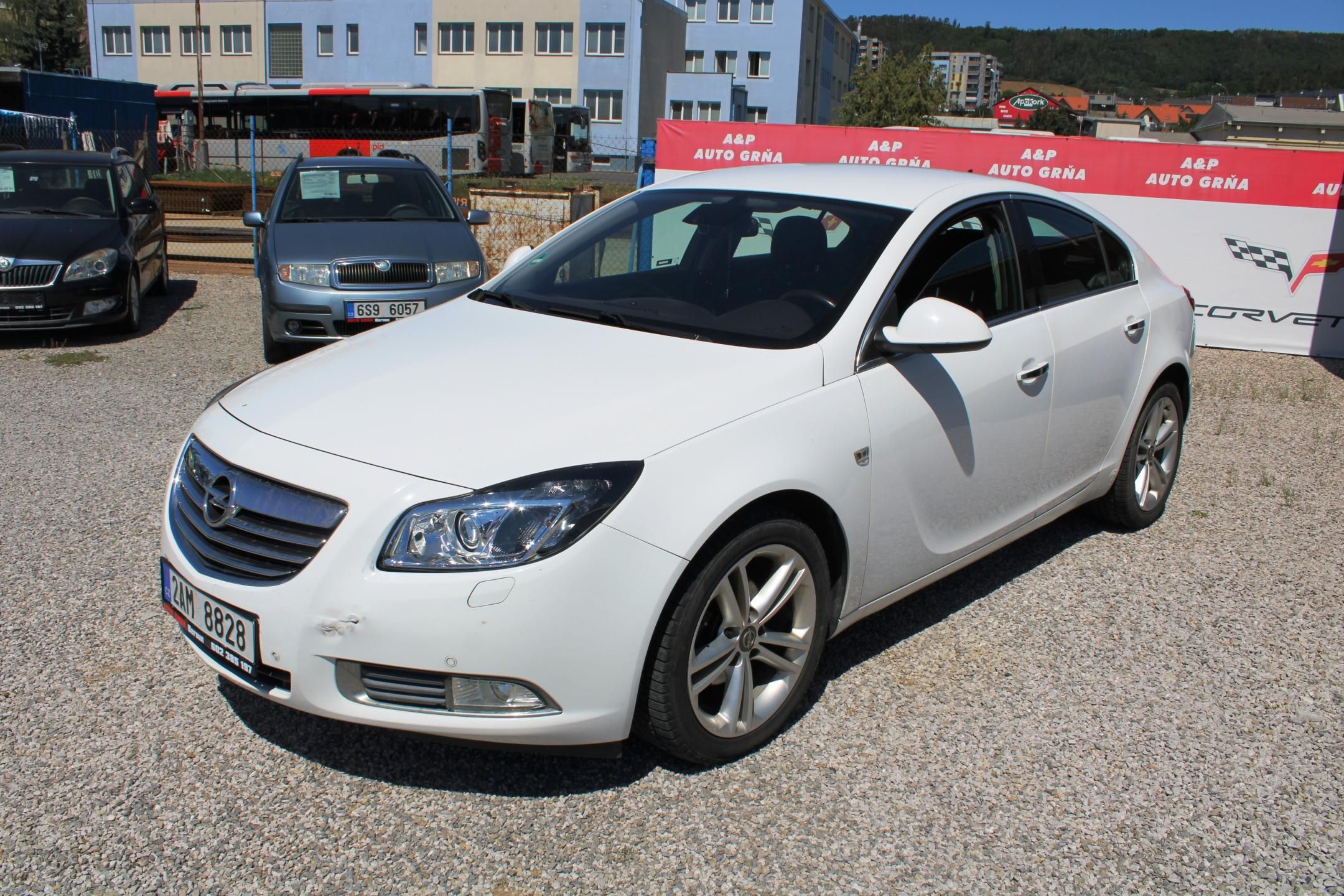 Opel Insignia, 2,0CDTI KLIMA NAVI XENON KŮŽE - fotka 3