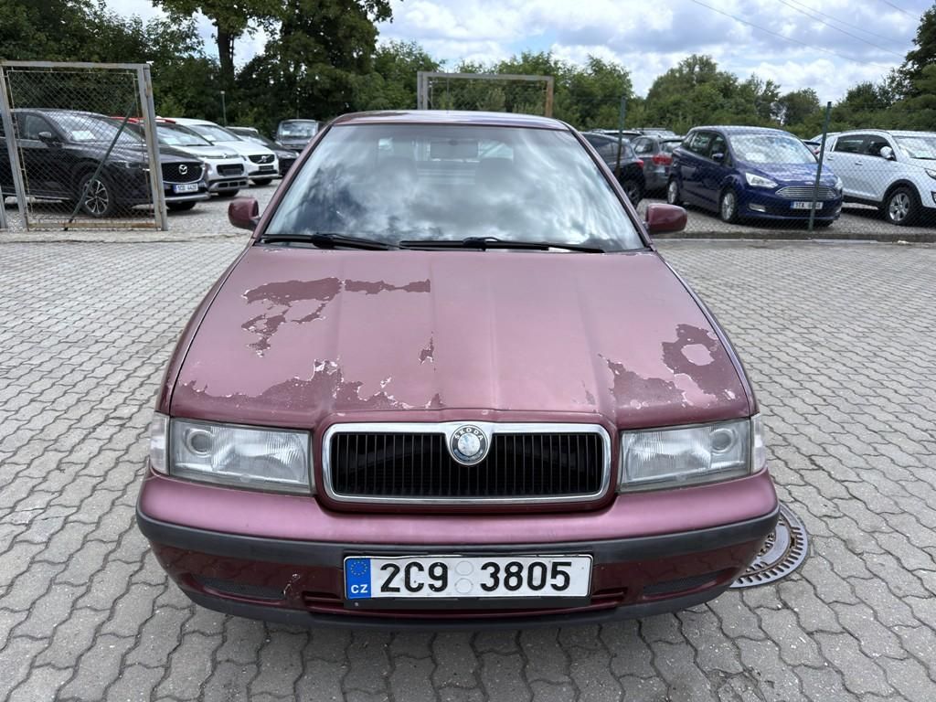 Škoda Octavia, 1.9 TDI 66 kW klima - fotka 2
