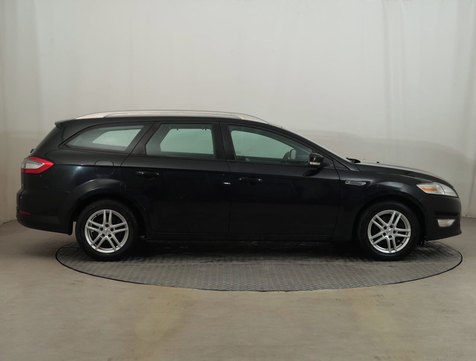 Ford Mondeo, 2.0 TDCi, Trend, Klima - fotka 6