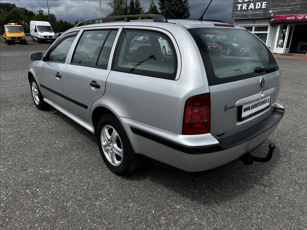 Škoda Octavia, 1,9 TDi-81kW-TAŽNÉ ZAŘÍZENÍ - fotka 3