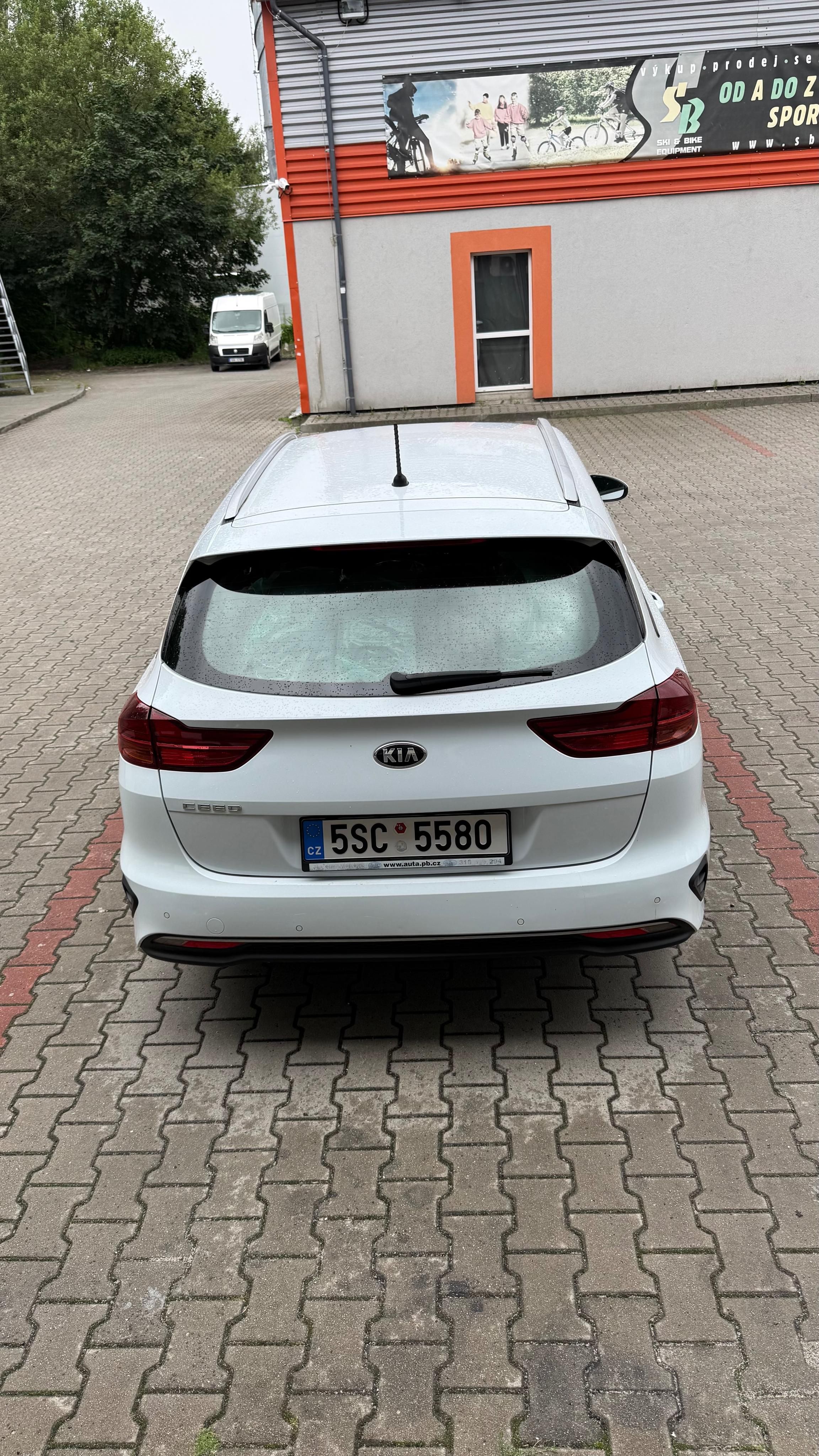 Kia Cee´d - fotka 5