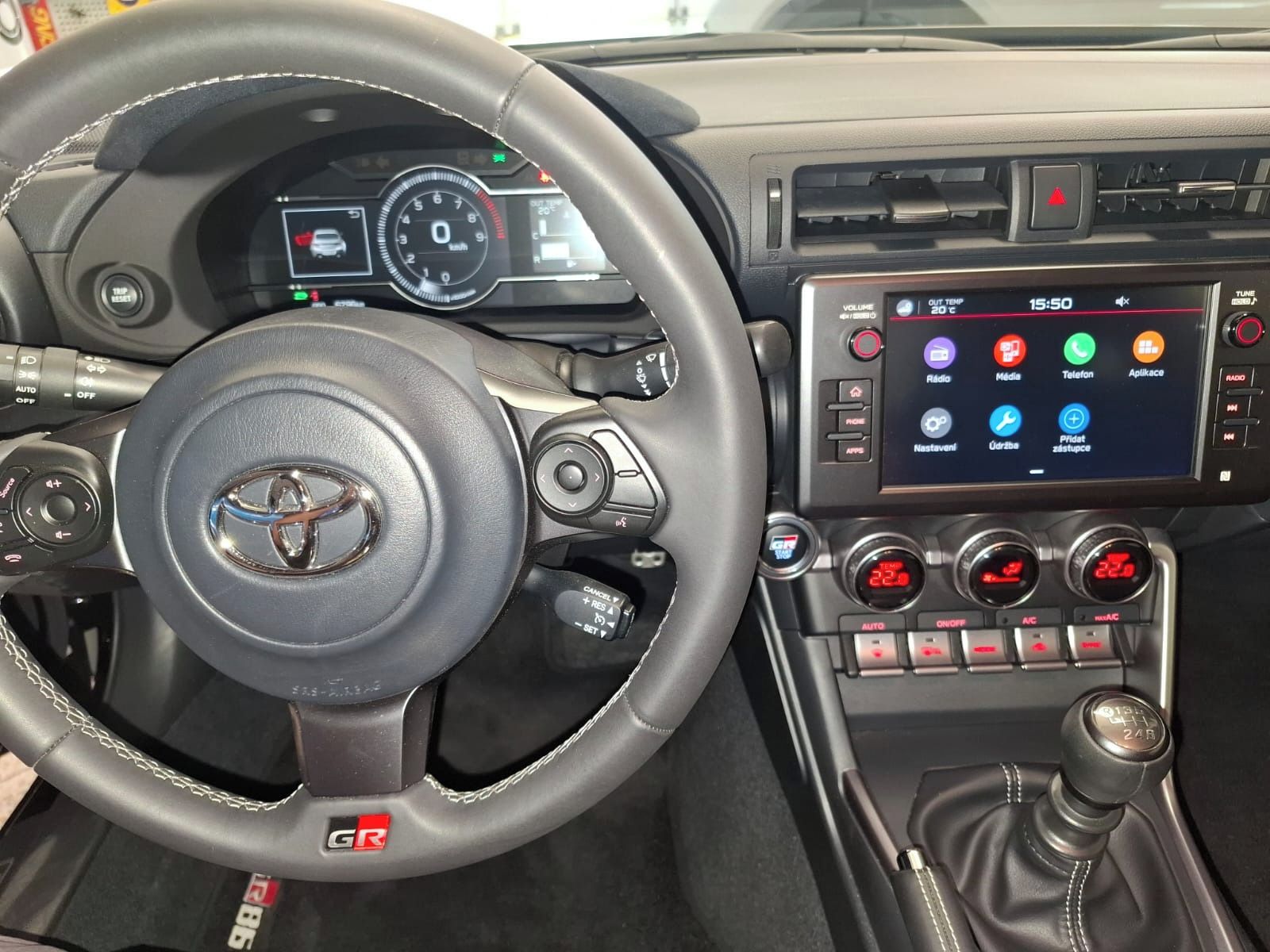 Toyota GR86, 2,4 Boxer o výkonu 172 kW - fotka 5