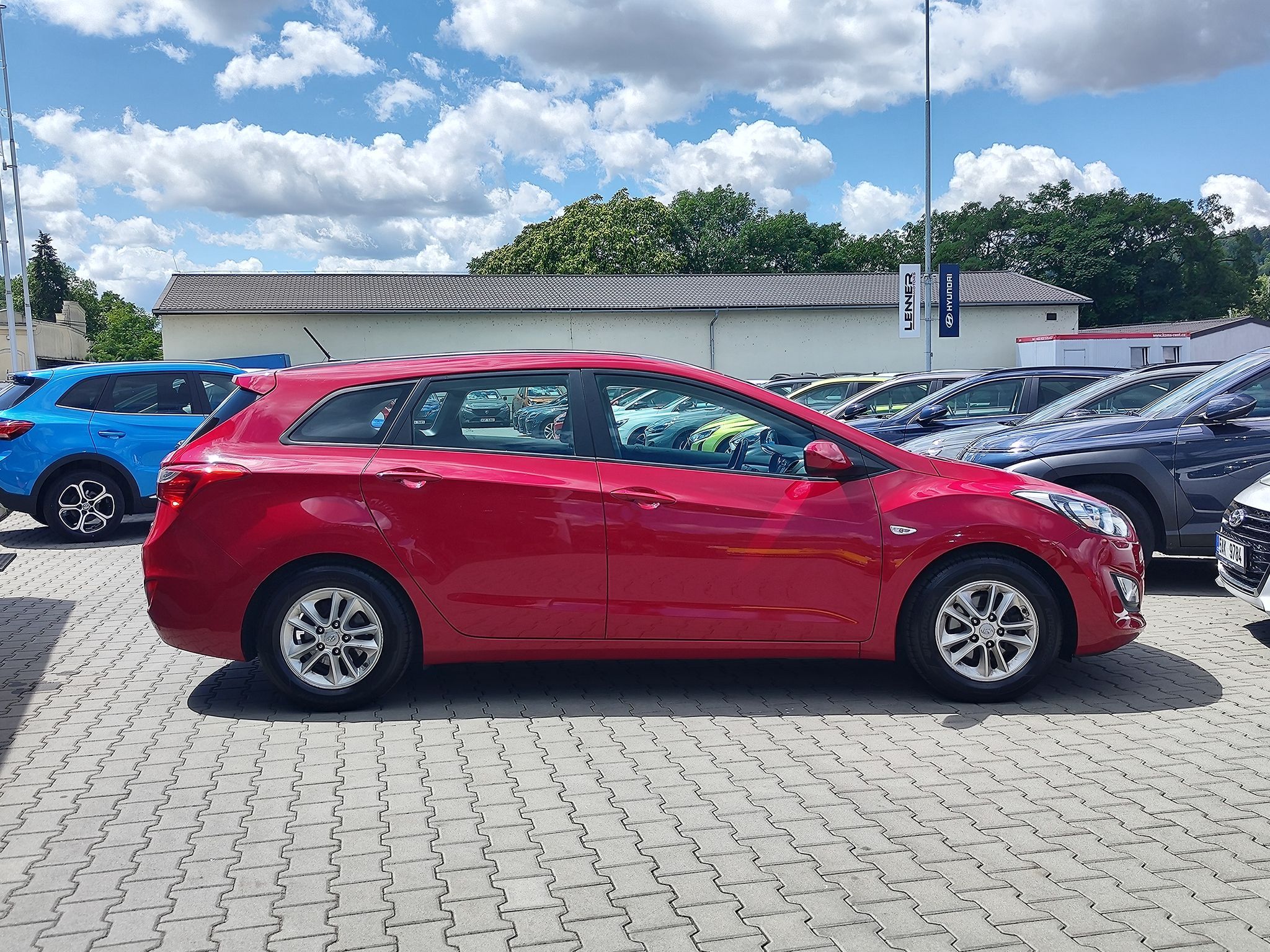 Hyundai i30, 1.6i/88kW - fotka 4