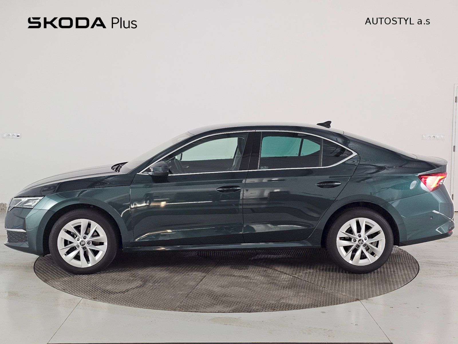 Škoda Octavia, 1.5TSI 110kW TOP SELECTION - fotka 3