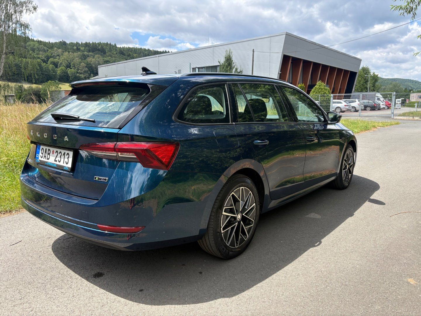 Škoda Octavia, 1.0 TSI DSG 1.maj CZ DPH - fotka 5
