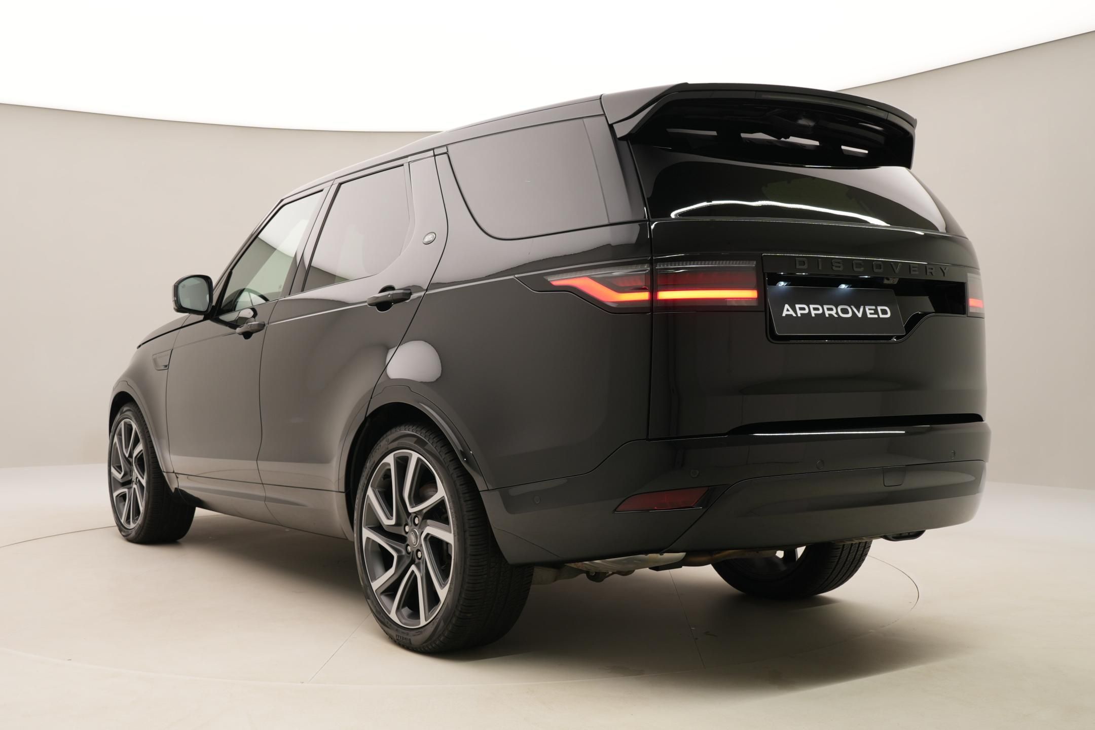Land Rover Discovery, P360 R-DYNAMIC SE AWD - fotka 4