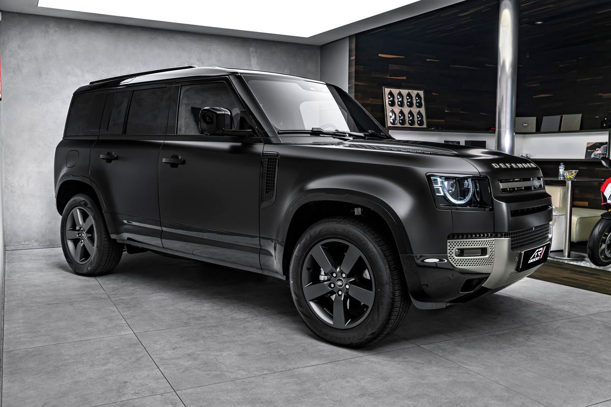 Land Rover Defender, SE X-Dynamic,V6 D200, Meridian - fotka 4