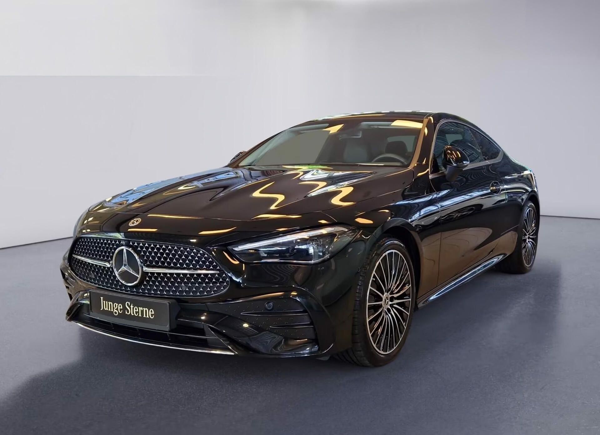 Mercedes-Benz CLE, 300 4M AMG Pano Burm 360 Kůže