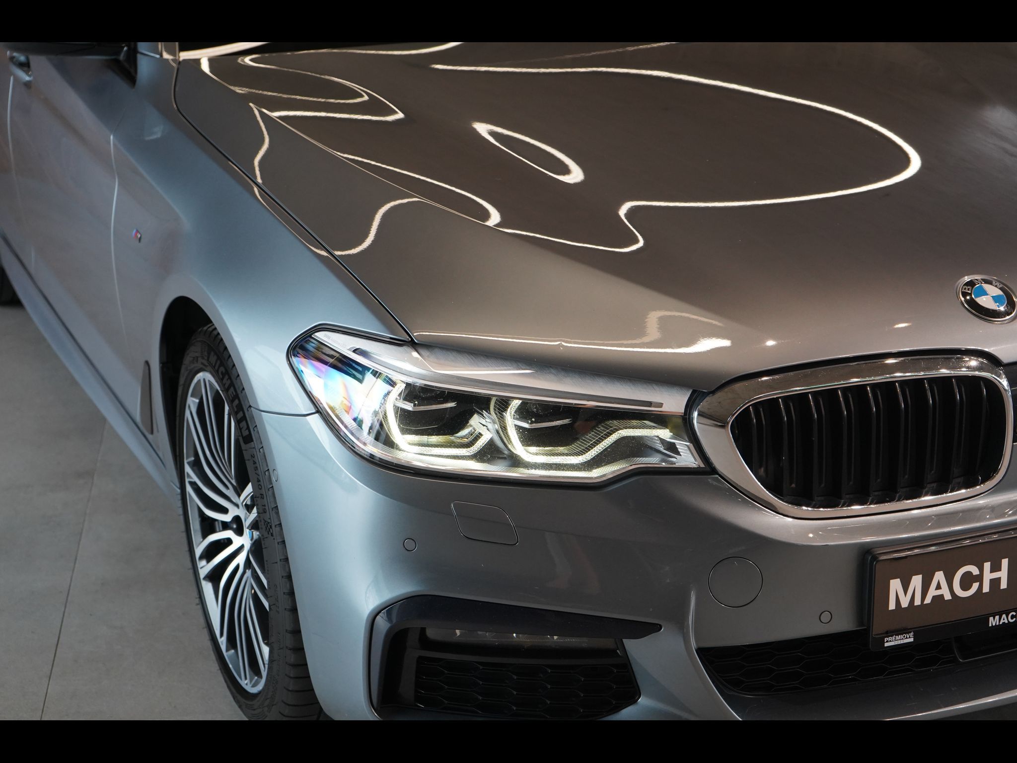 BMW Řada 5, 540d xDrive, Tažné, Ventilace - fotka 5