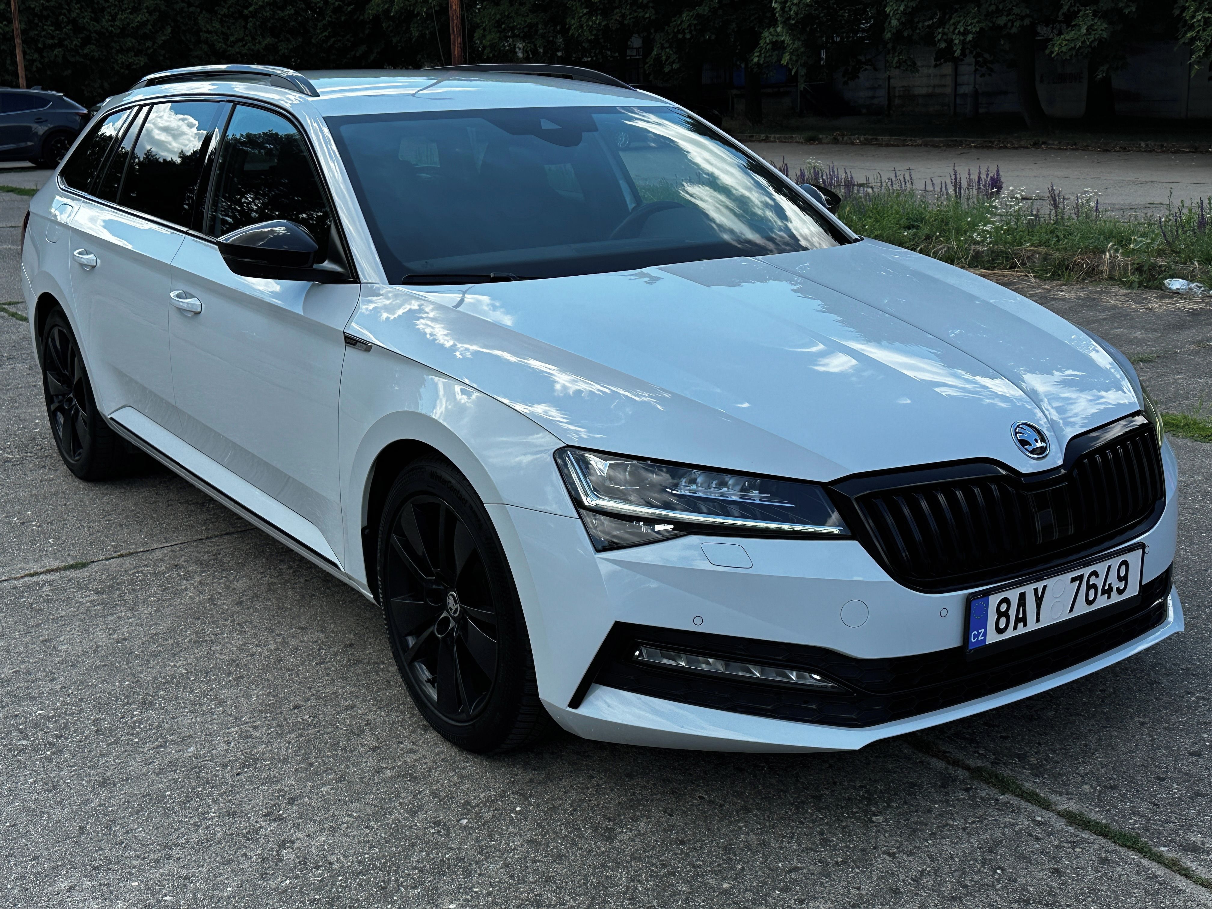 Škoda Superb, 1.5TSI 110kW SportLine, ČR! - fotka 6