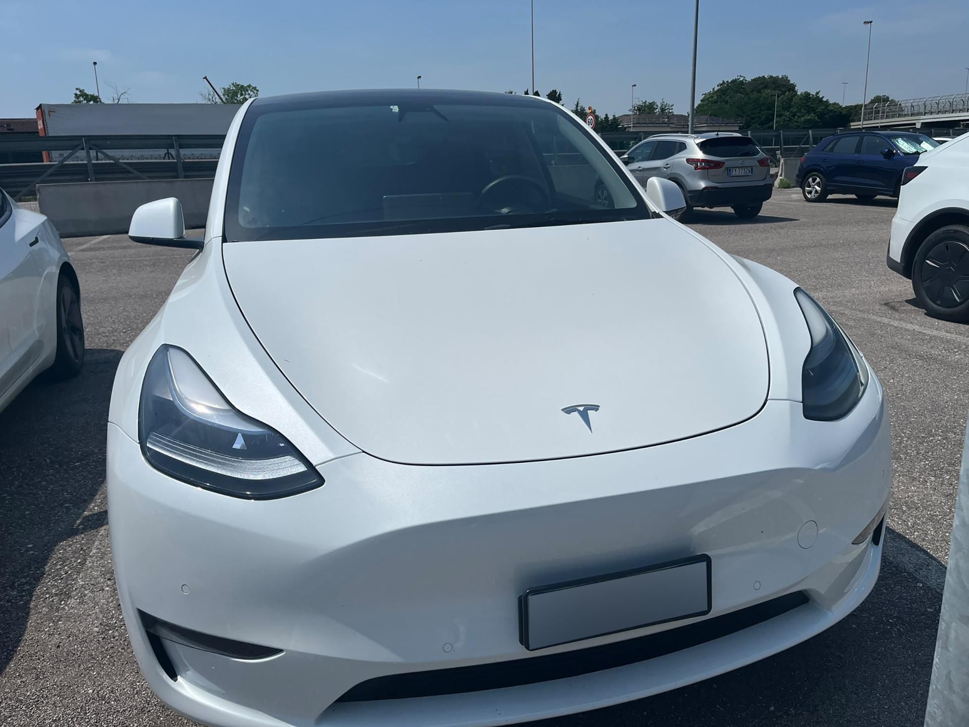 Tesla Model Y, Long Range AWD | AMD Ryzen - fotka 3