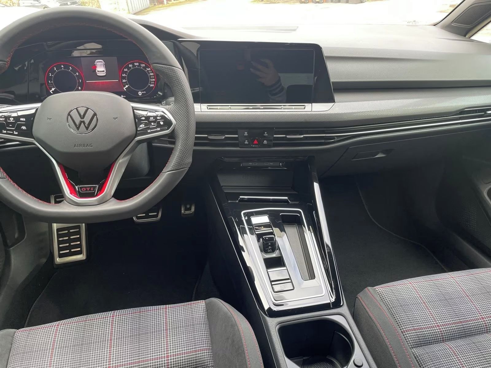 Volkswagen Golf, 2.0 TSI GTI DSG*Kamera*Navi* - fotka 6