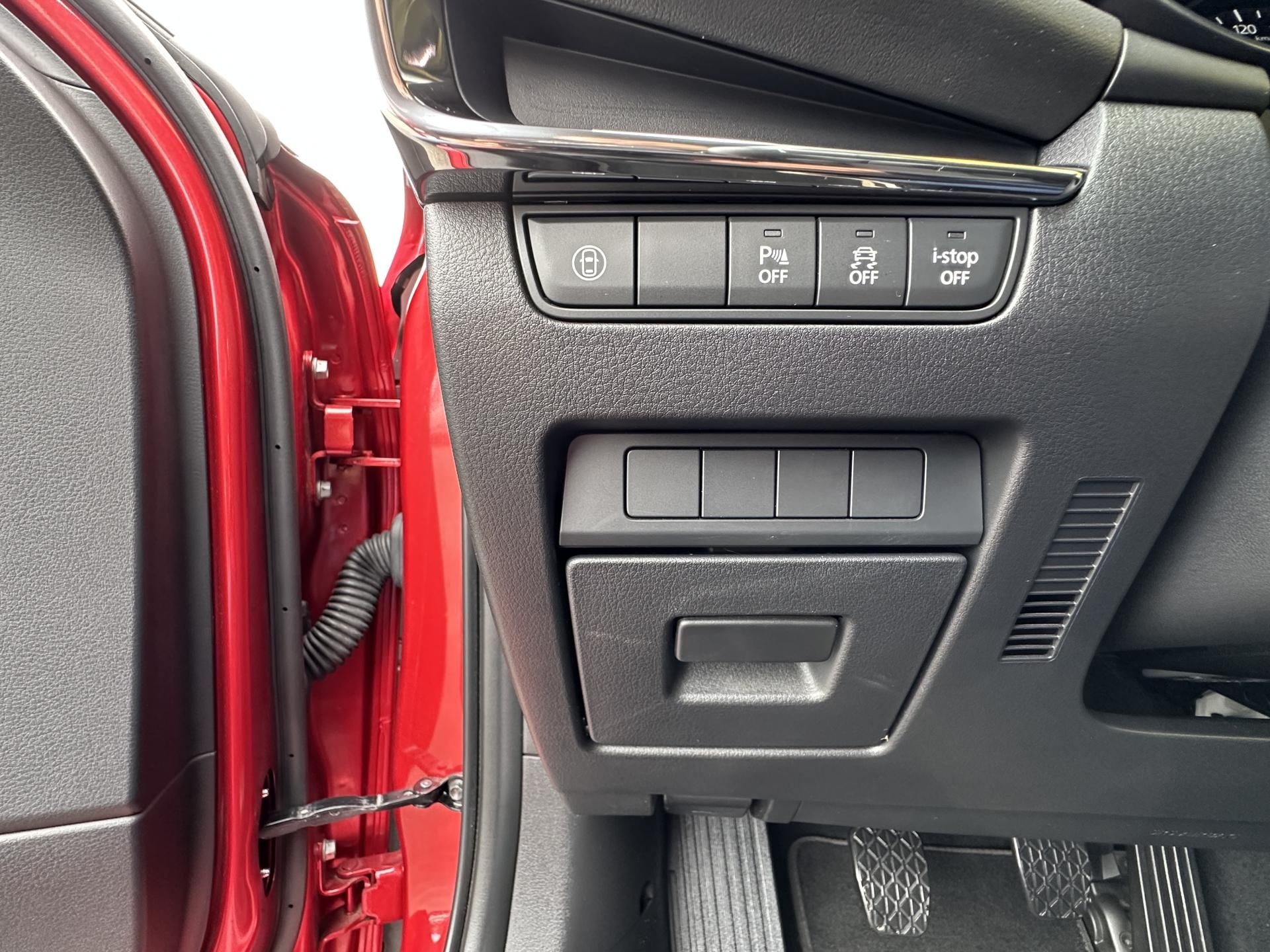 Mazda 3, 2.0L SKYACTIV-G * ČR * 1.Maj. - fotka 6