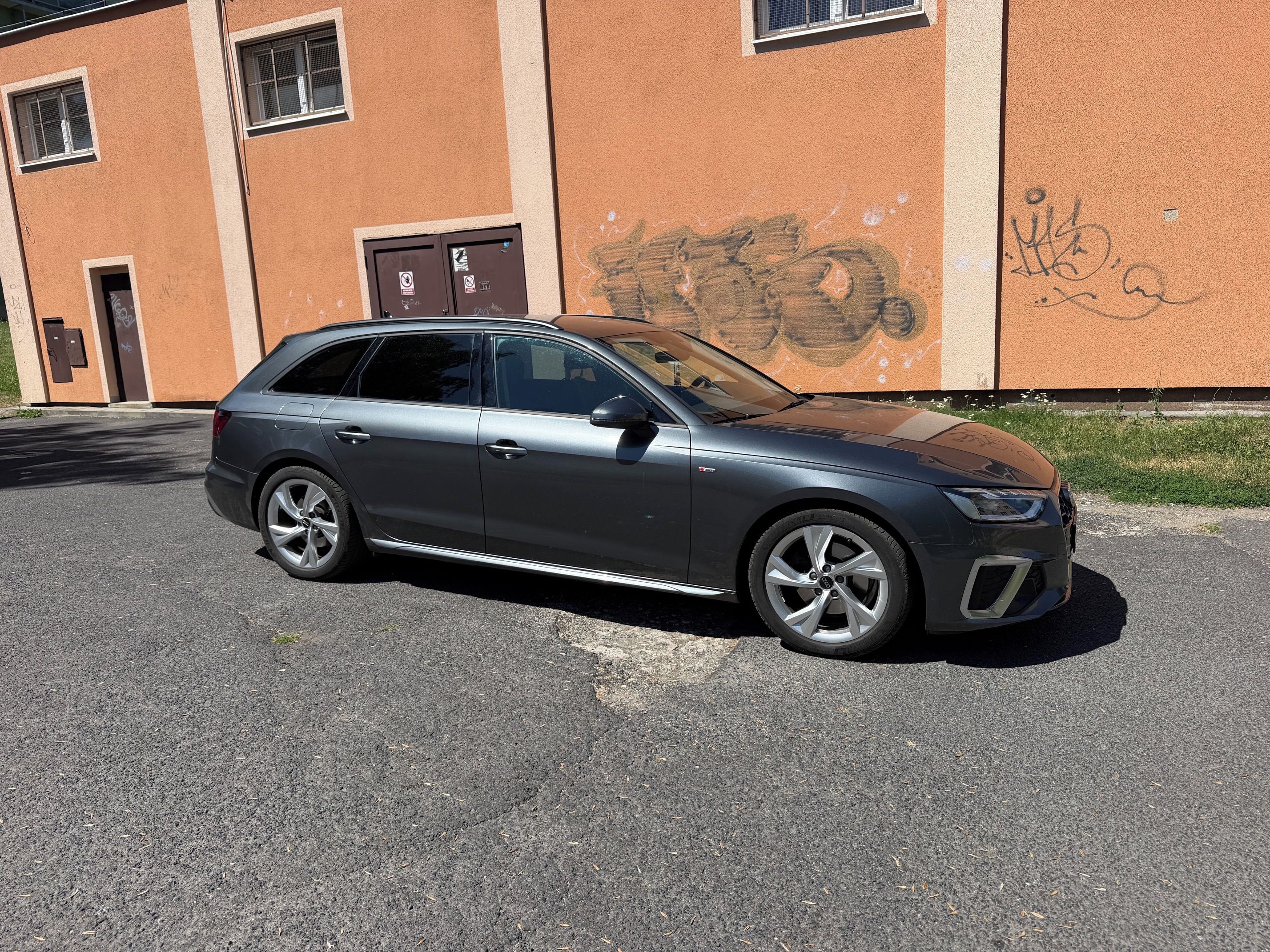 Audi A4 Avant, S-line,virtual cocpit,Matrix, - fotka 4