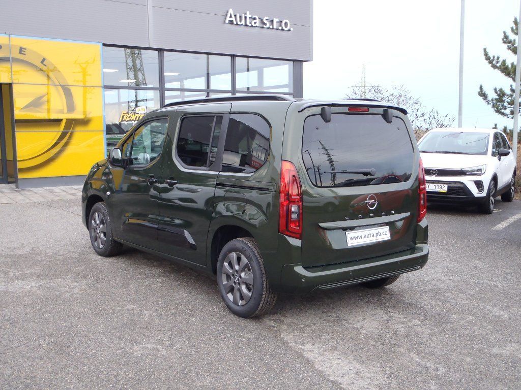 Opel Combo, Life Elegance Plus 1.5 CDTI - fotka 6