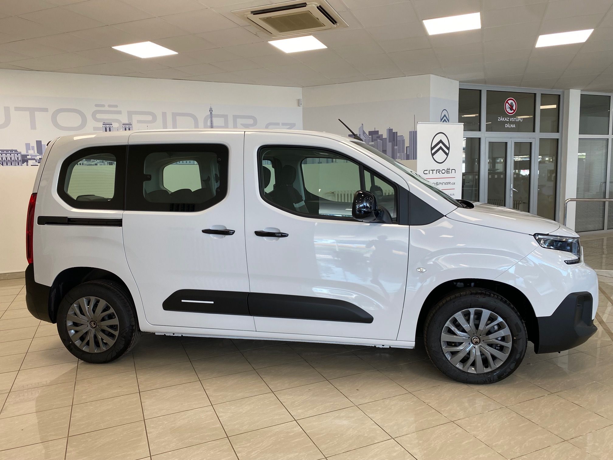 Citroën Berlingo, PLUS Petrol 110k Kamer, Vyhř.s - fotka 3