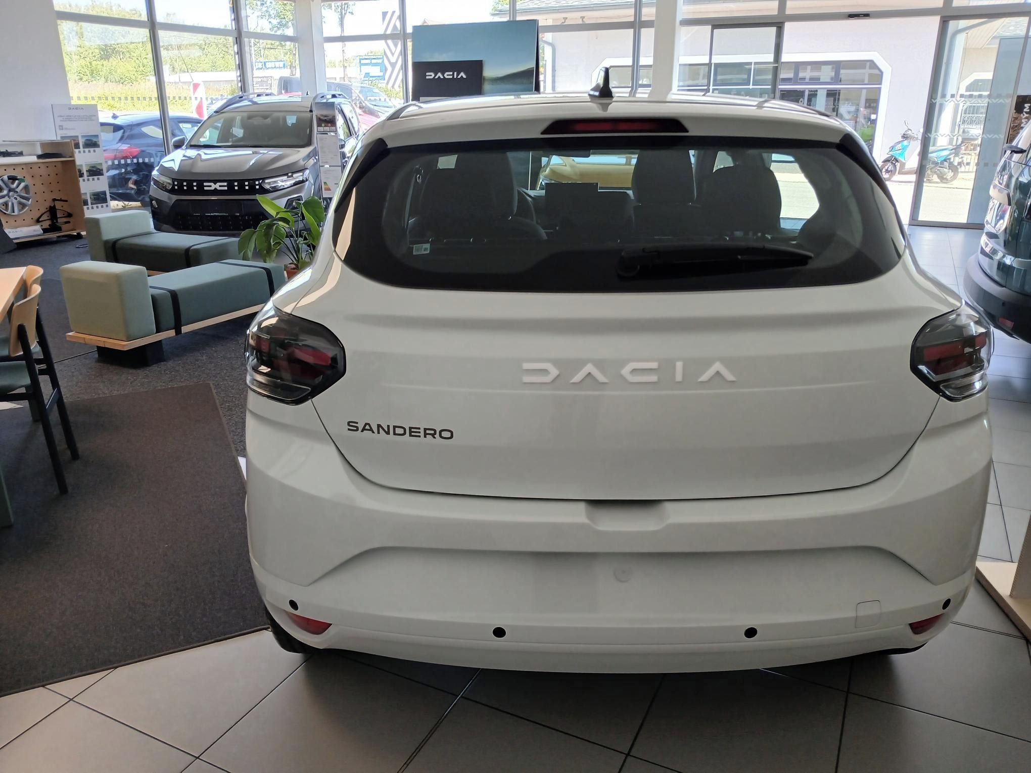 Dacia Sandero, Expression Eco-G 120 - fotka 3