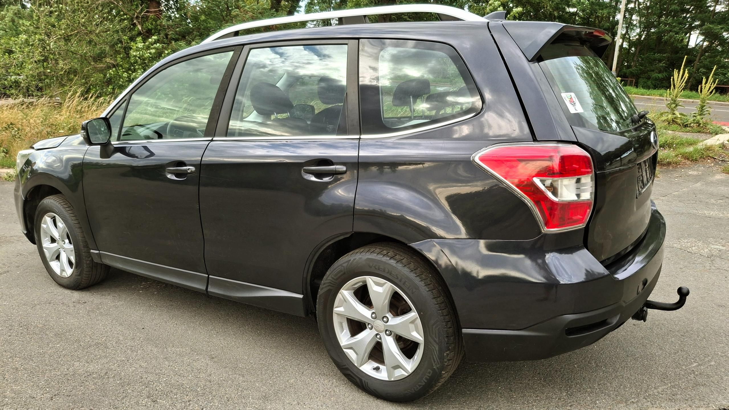 Subaru Forester, 2.0 benzin 110 kw 4x4 - fotka 4