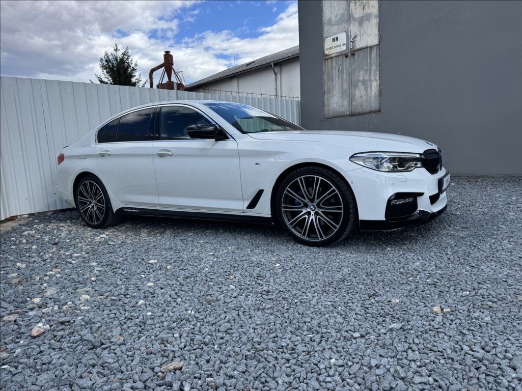 BMW Řada 5, 3,0 530d xDrive Mpaket původČR