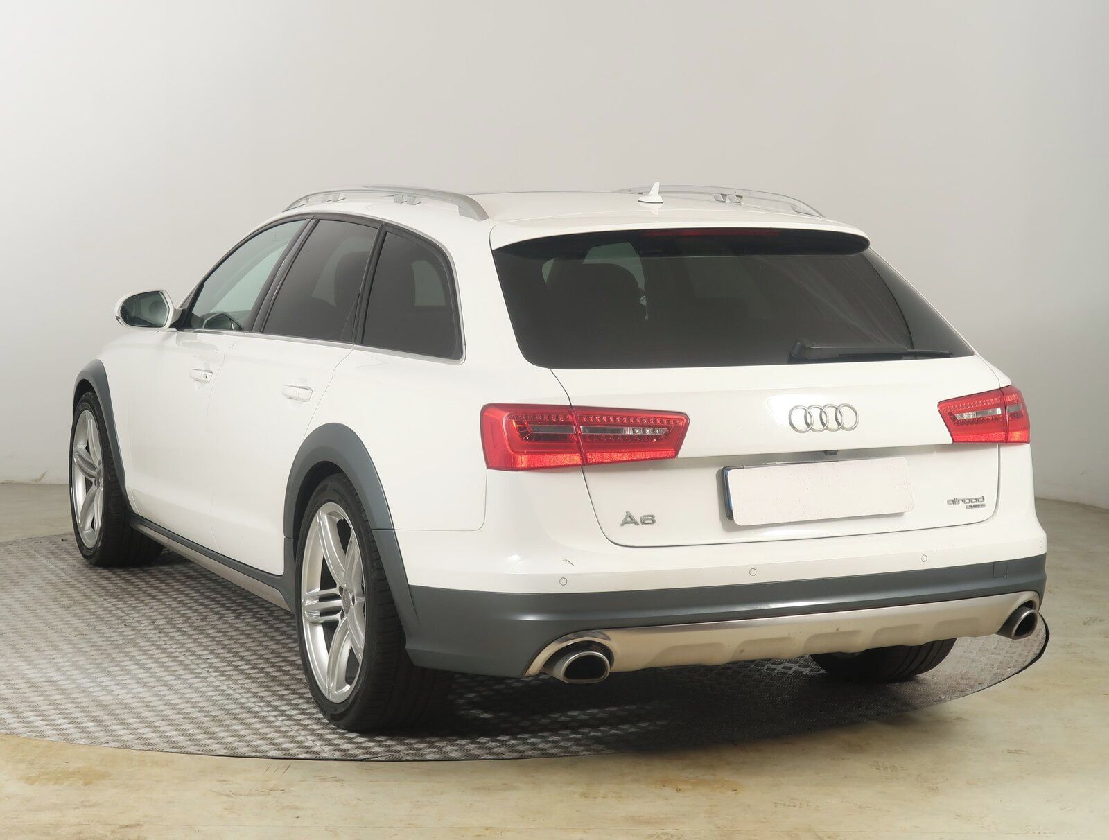 Audi A6 allroad, 3.0 TDI, 4X4, Automat, Kůže - fotka 4
