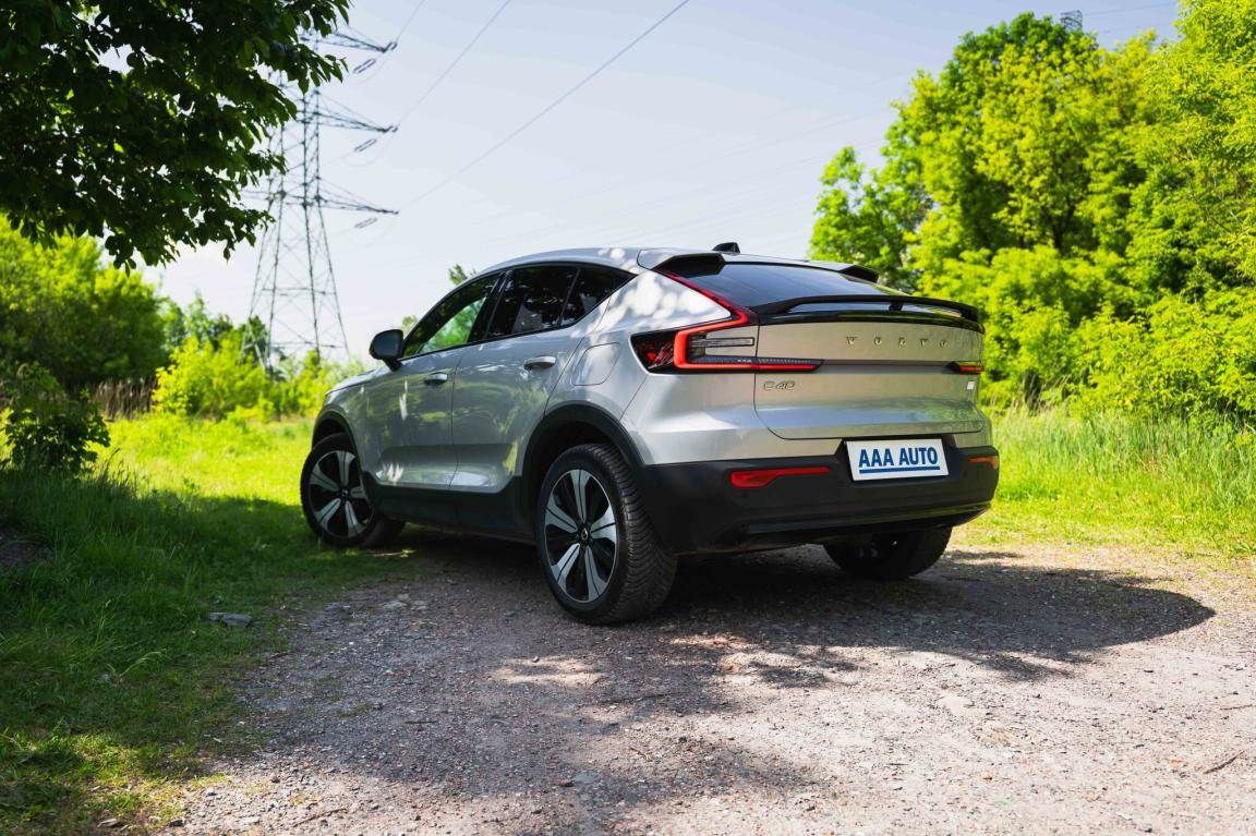 Volvo C40, Recharge Pure, SoH 98% - fotka 6