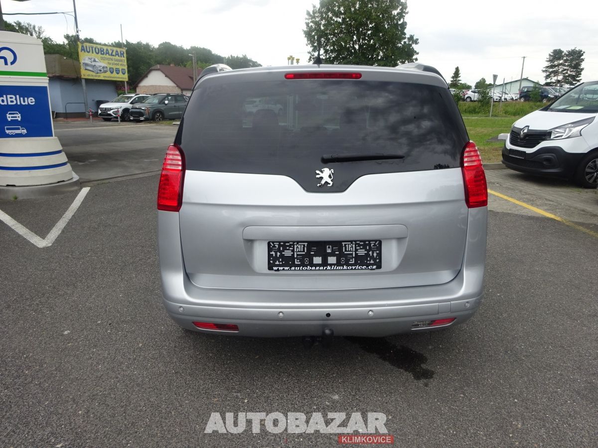 Peugeot 5008, 2,0 HDI - fotka 6