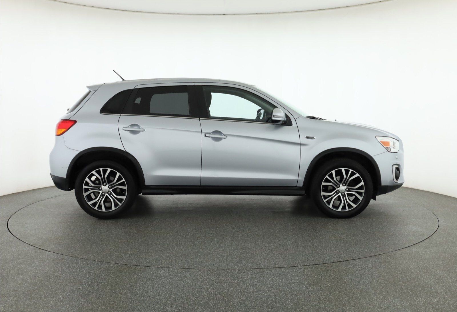 Mitsubishi ASX, 2.2 DI-D, 4X4, Automat - fotka 6