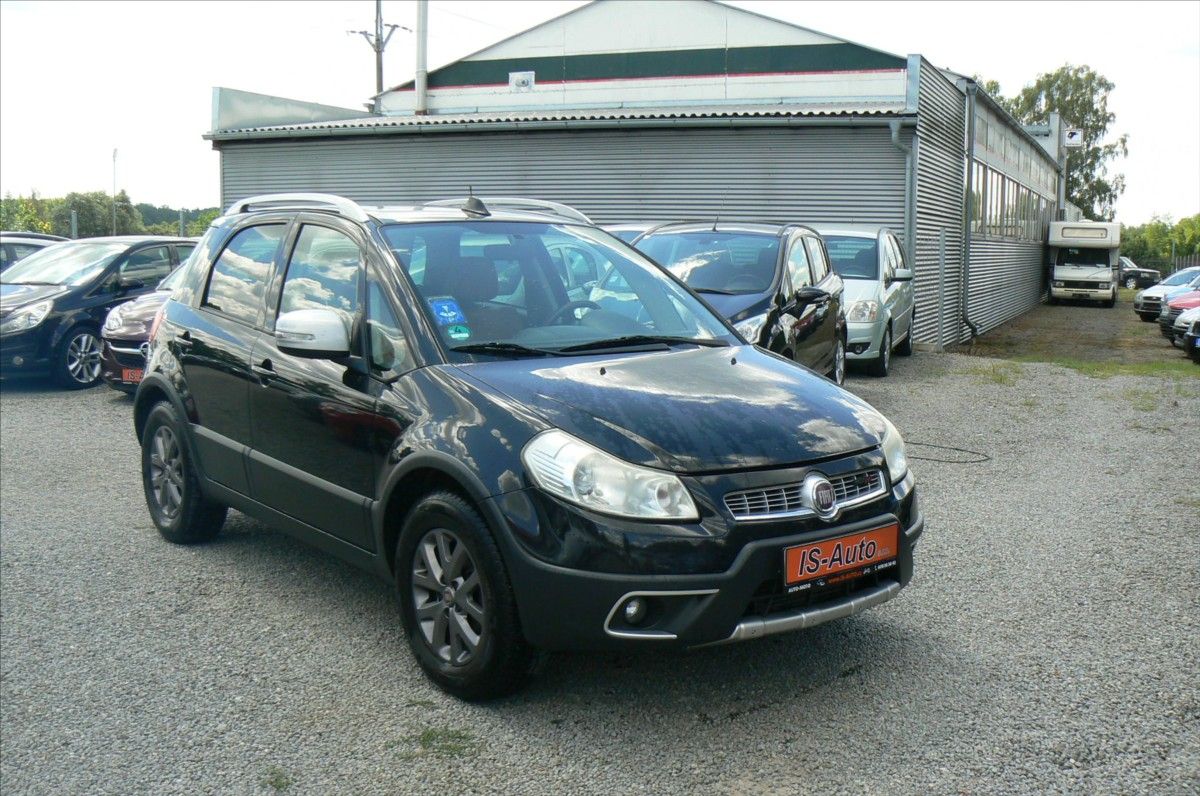 Fiat Sedici, 2,0 MTj 4x4 - fotka 2