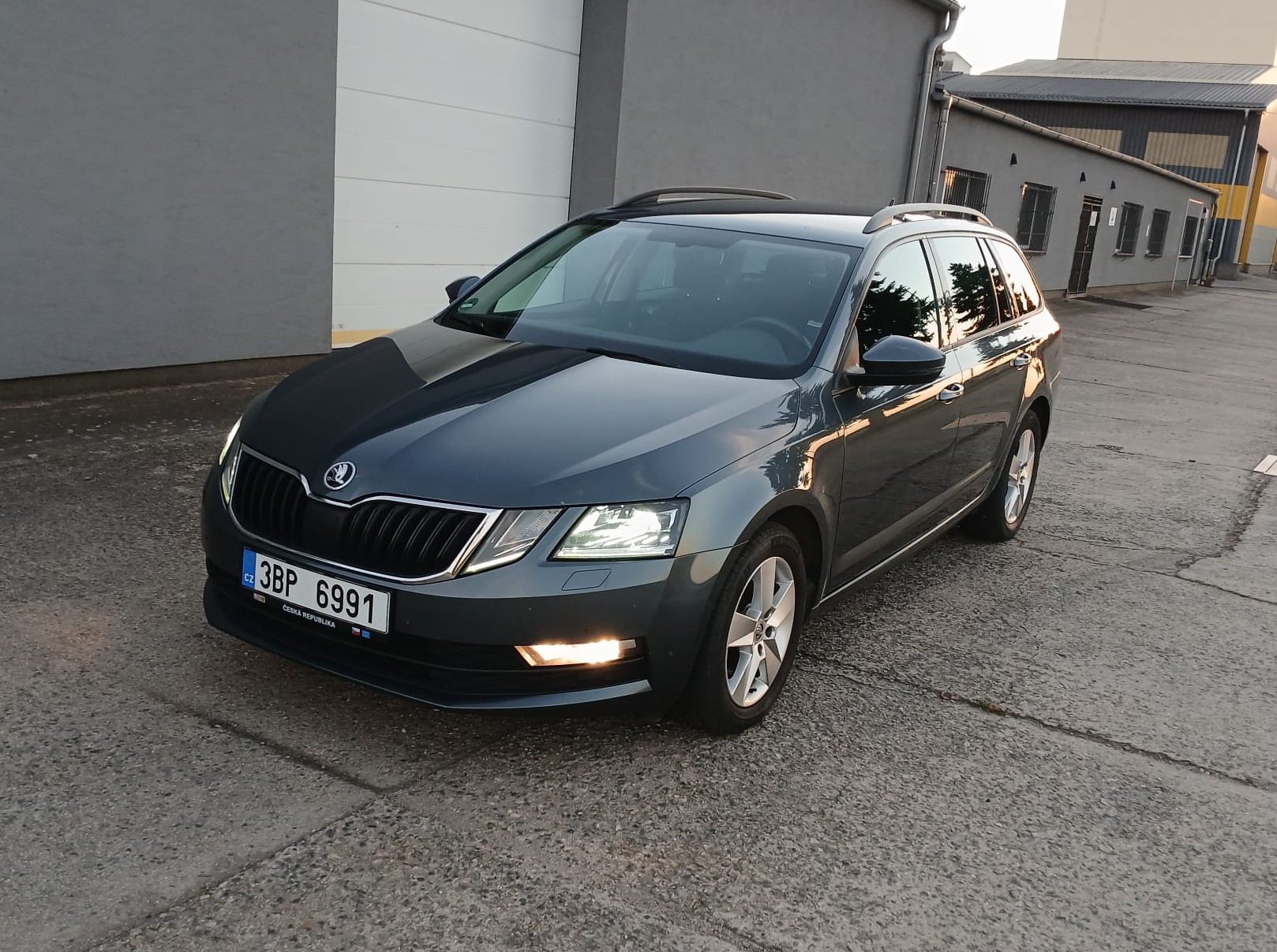 Škoda Octavia, 110kW,FULL LED,ROZVODY,199tkm