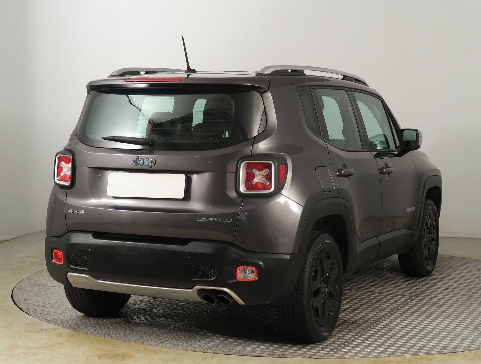 Jeep Renegade, 1.4 MultiAir, 4X4, Automat - fotka 5