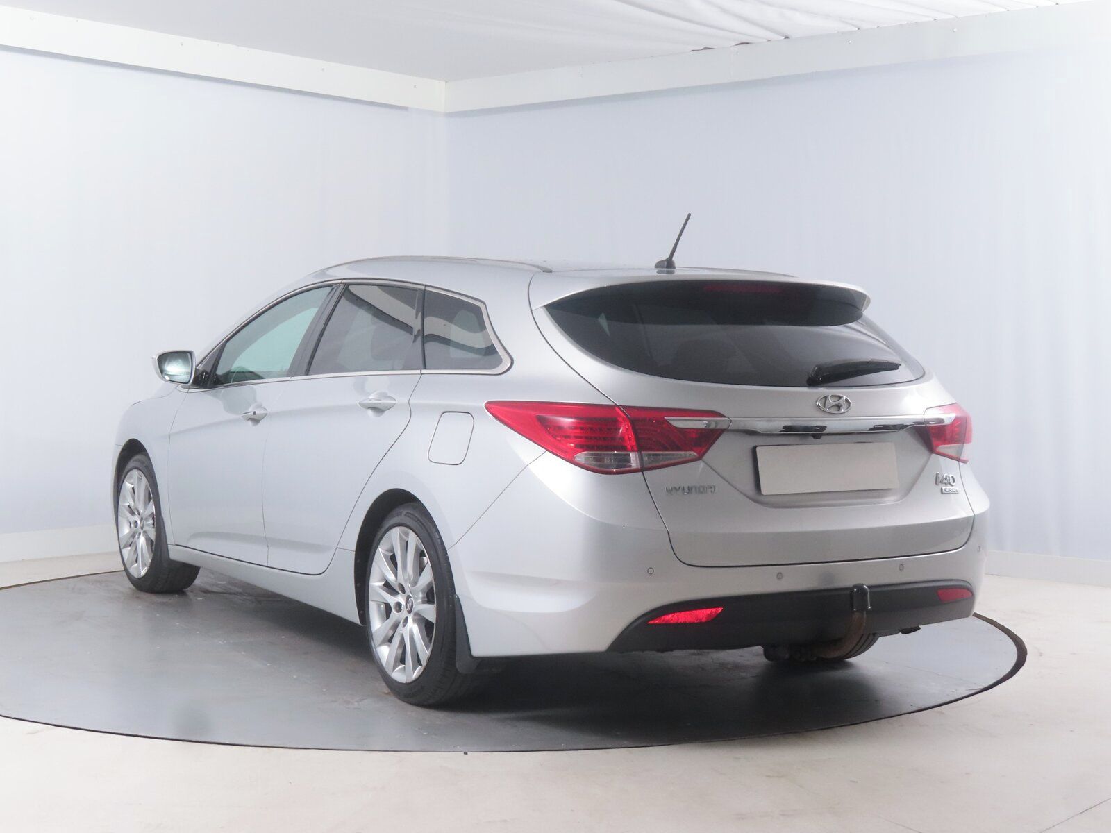 Hyundai i40, 1.7 CRDi, ČR,1.maj - fotka 4