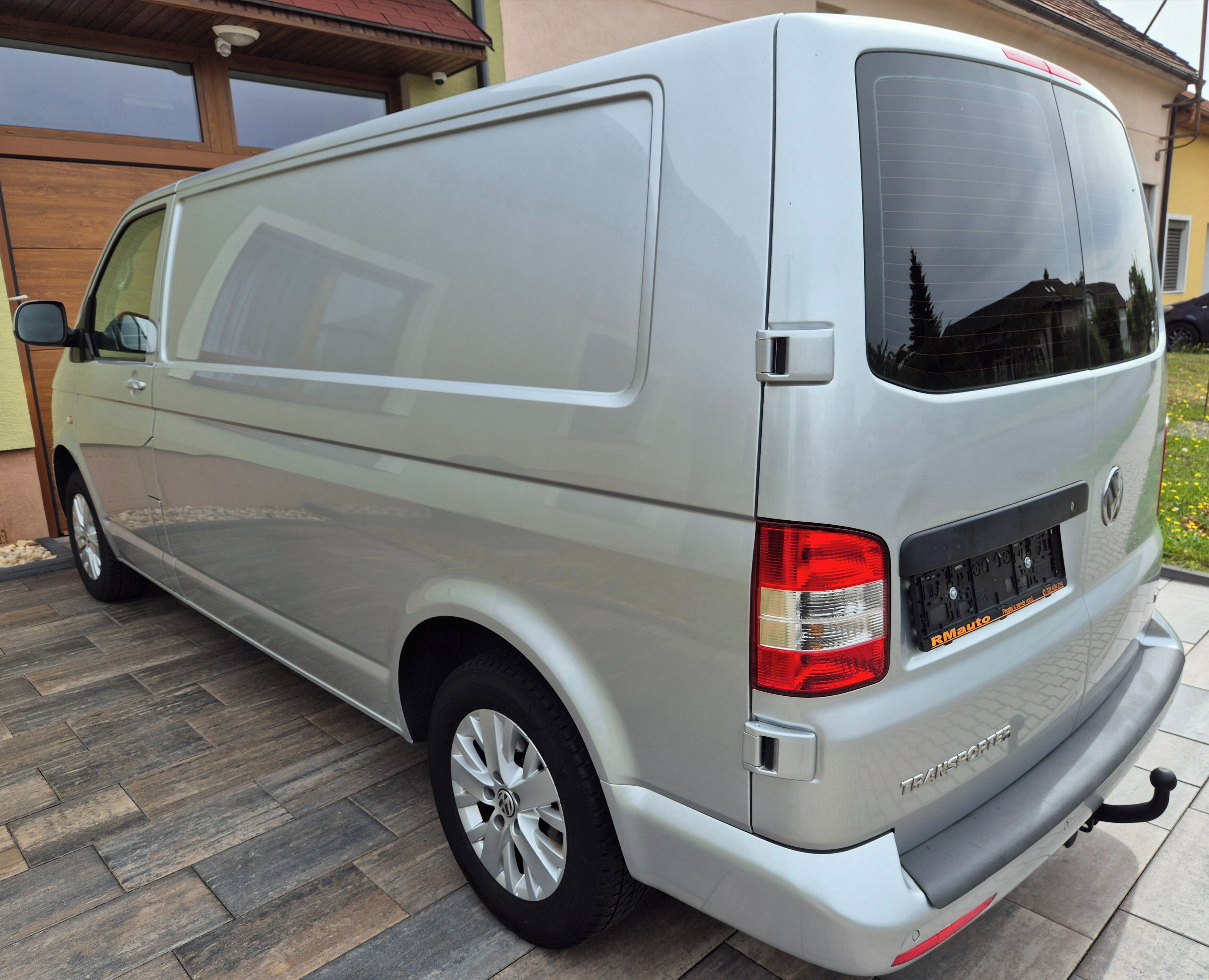 Volkswagen Transporter, Transporter T5.1 2.0Tdi 75 kw - fotka 6