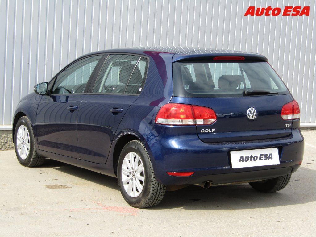 Volkswagen Golf, 1.2TSi,1.maj,ČR - fotka 6