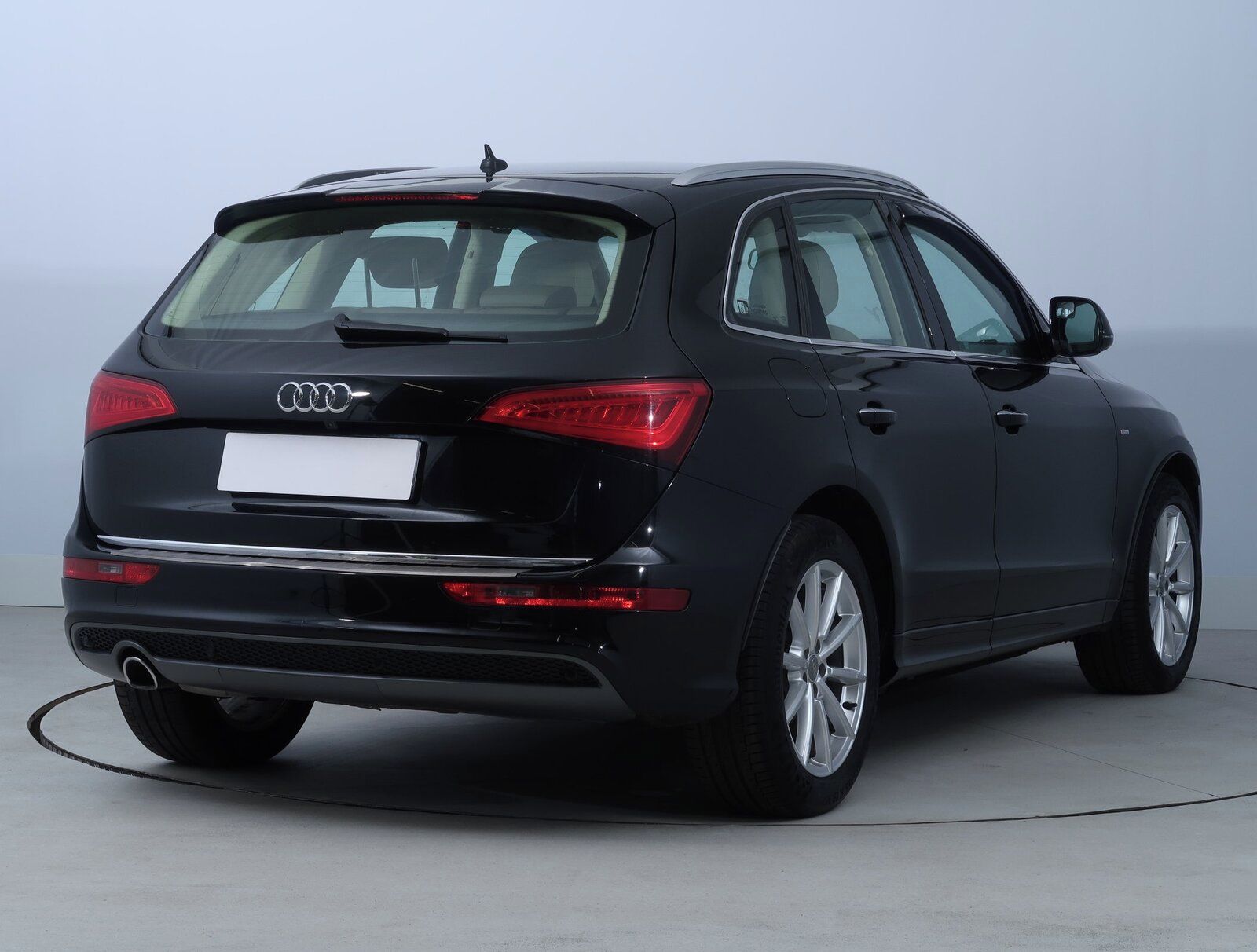 Audi Q5, 2.0 TDI, Automat, Serv.kniha - fotka 5