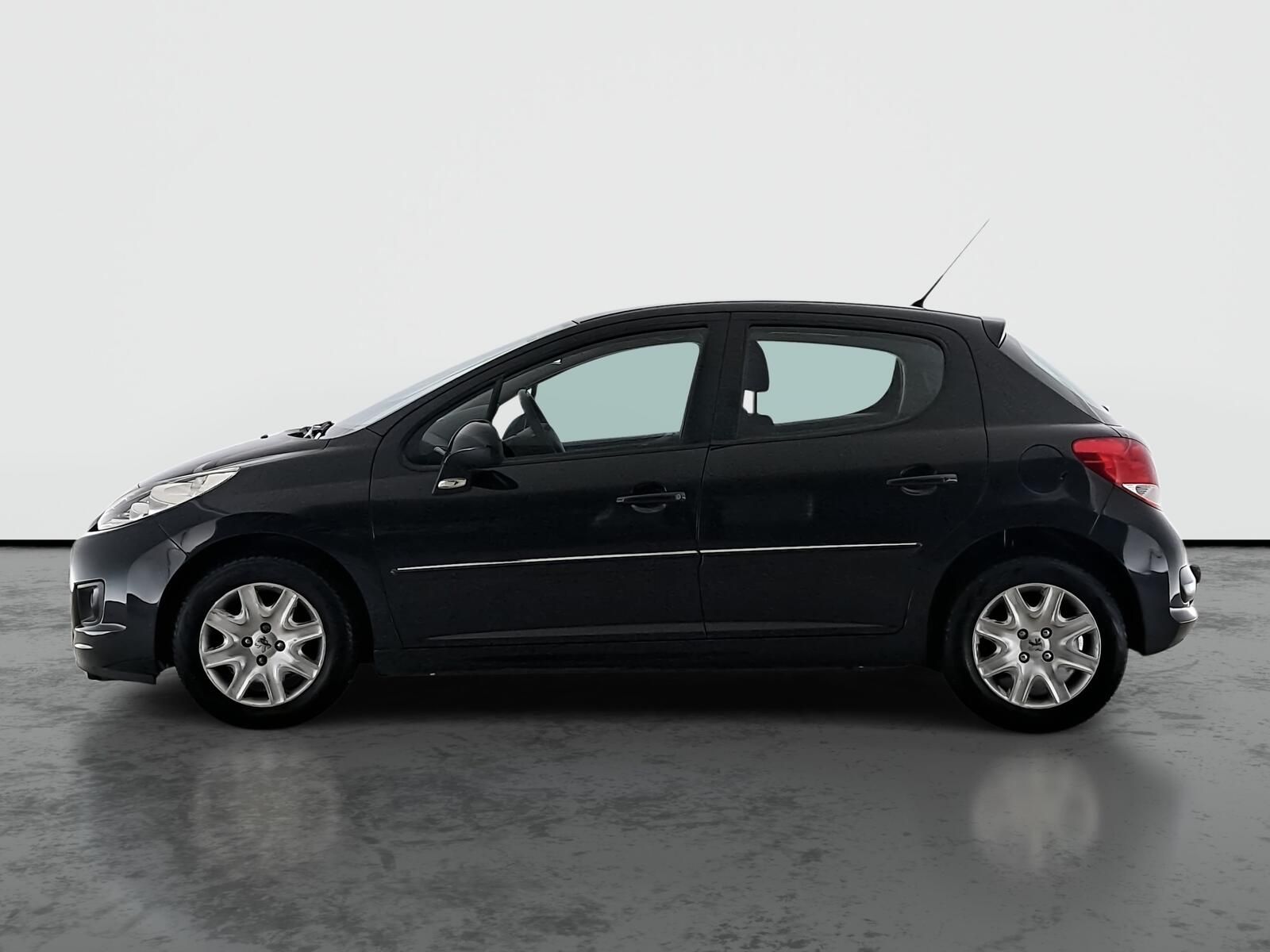 Peugeot 207, 1.4, Klima, El. okna - fotka 3