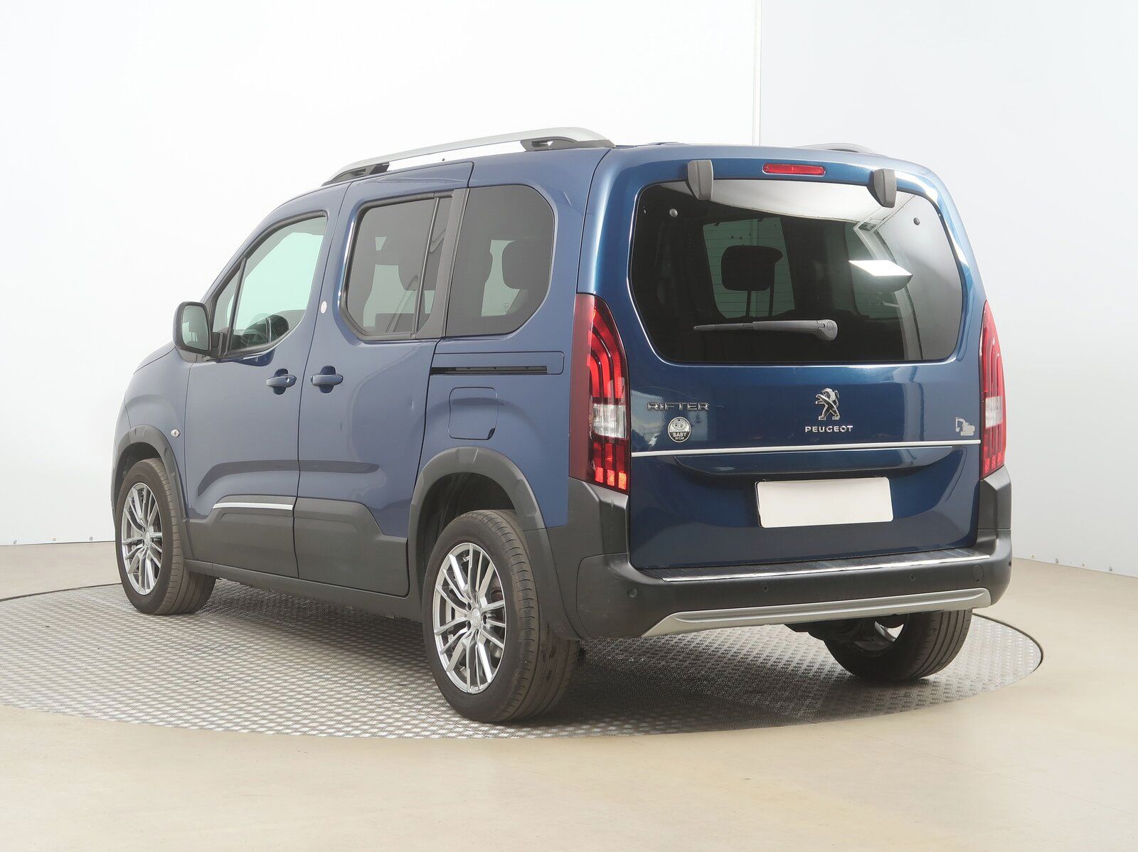 Peugeot Rifter, 1.5 BlueHDi, 5Míst, Klima, ČR - fotka 4