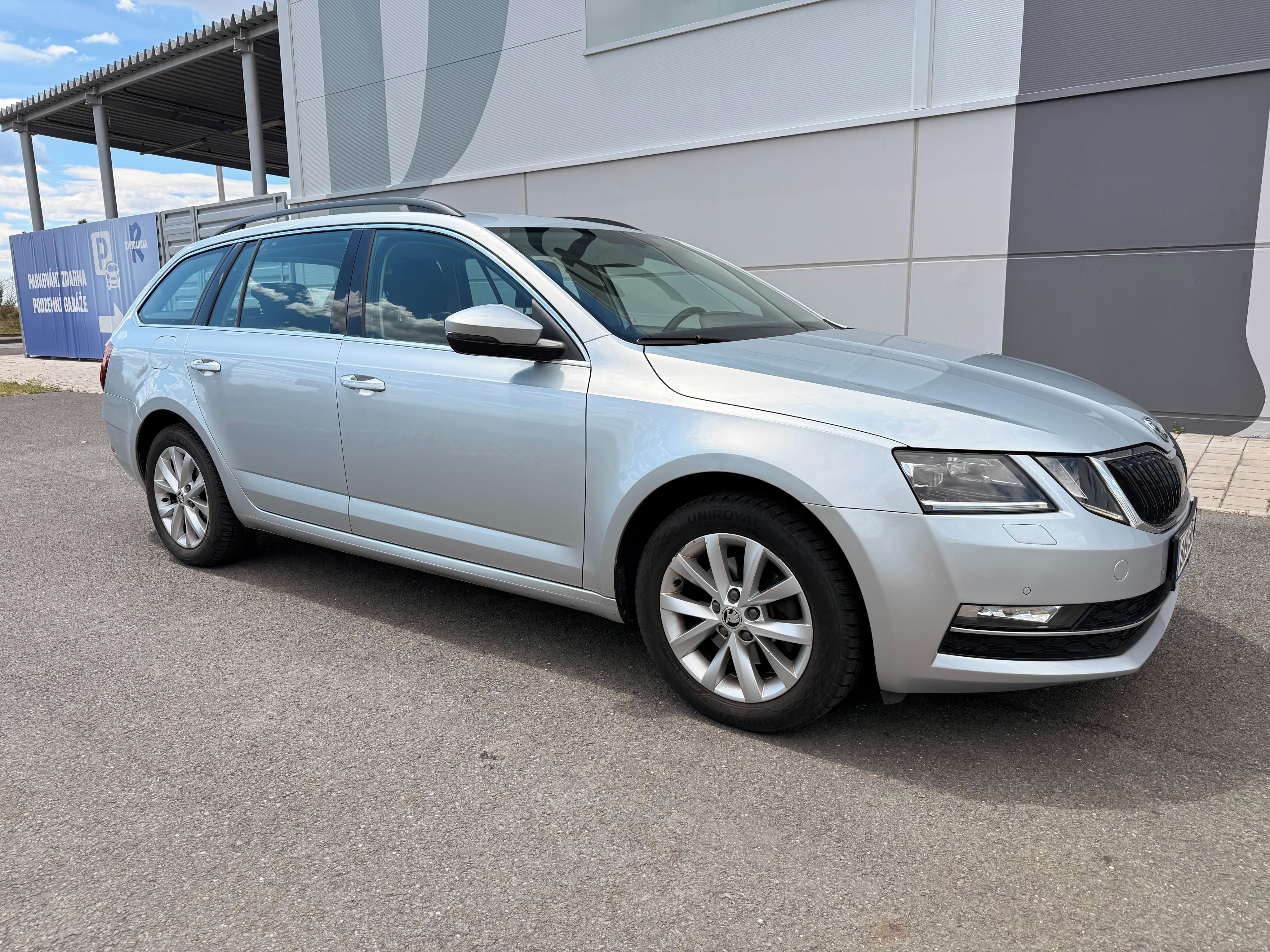 Škoda Octavia, Škoda Octavia Combi 1.5 TSI - fotka 3