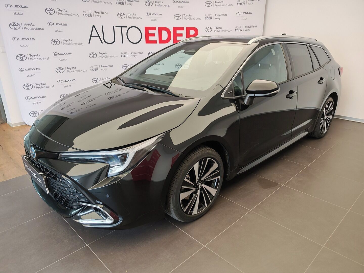 Toyota Corolla, Touring Sports 2.0 Hybrid