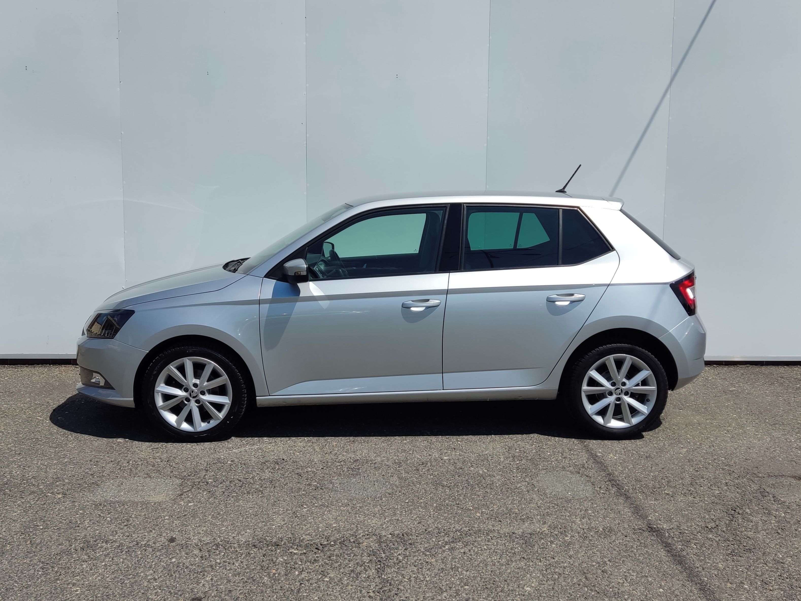 Škoda Fabia, 1.2 TSI 66 kW Joy - fotka 3
