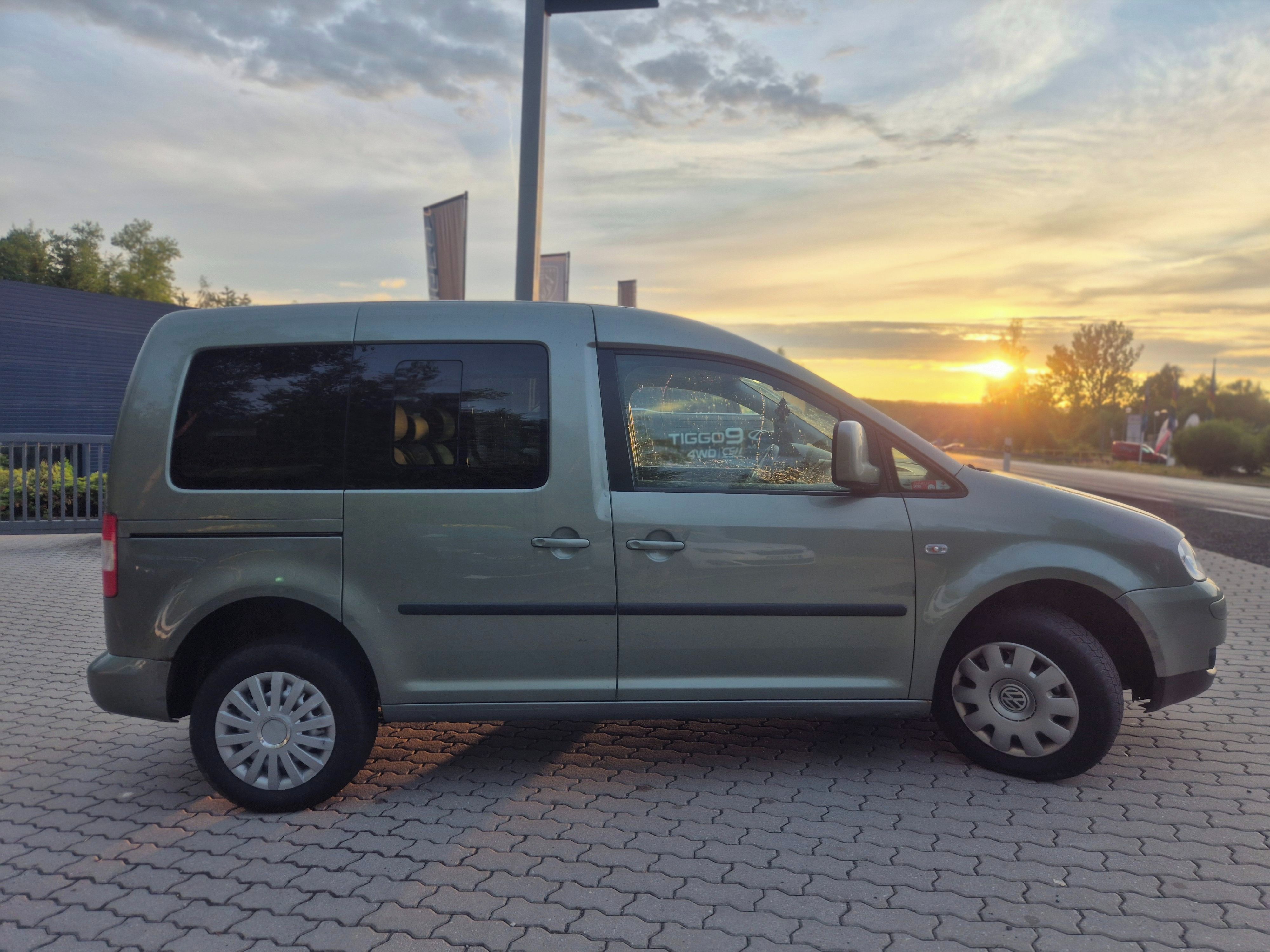 Volkswagen Caddy, 4x4 plny servis 1.9 TDI - fotka 3