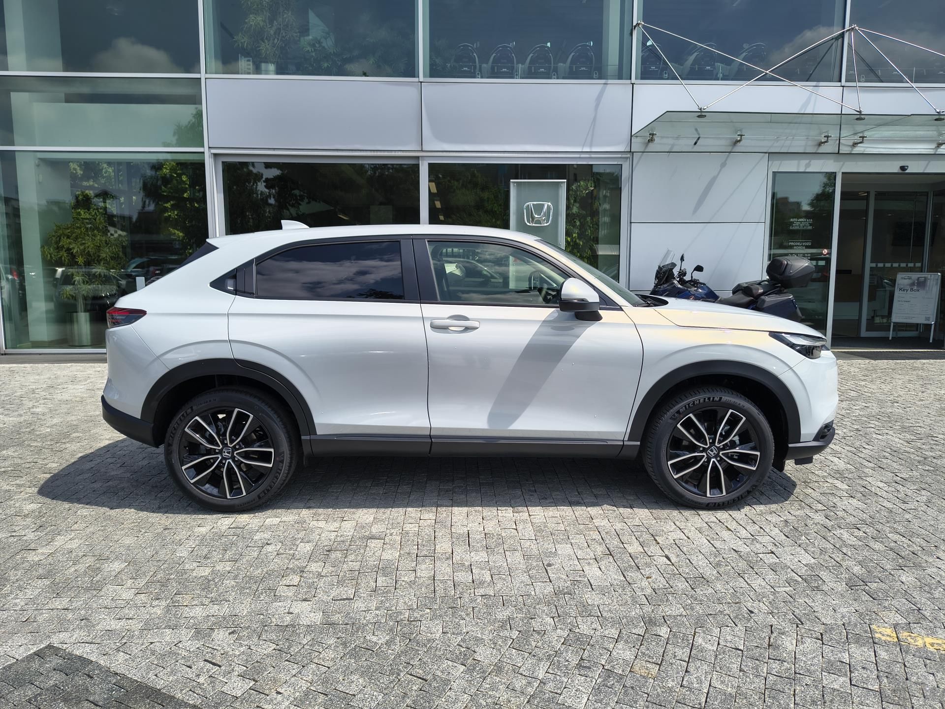 Honda HR-V, e:HEV 1.5 i-MMD Elegance 2027 - fotka 3
