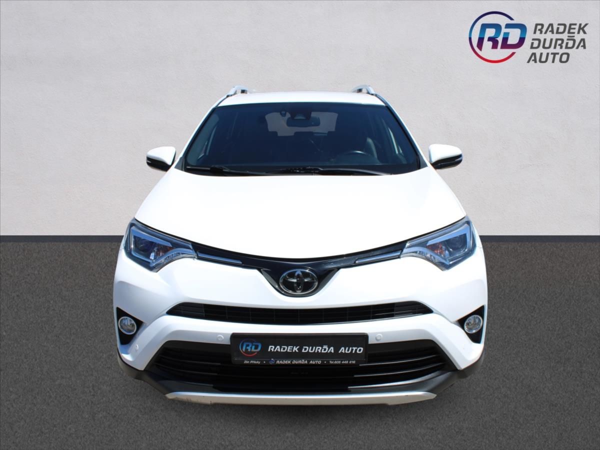 Toyota Rav4, 2,0 D-4D  NOVÉ V ČR,TAŽNÉ - fotka 2