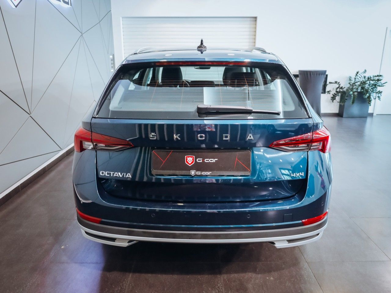Škoda Octavia, 2.0 TDI 147kW 4x4 DSG Scout - fotka 6